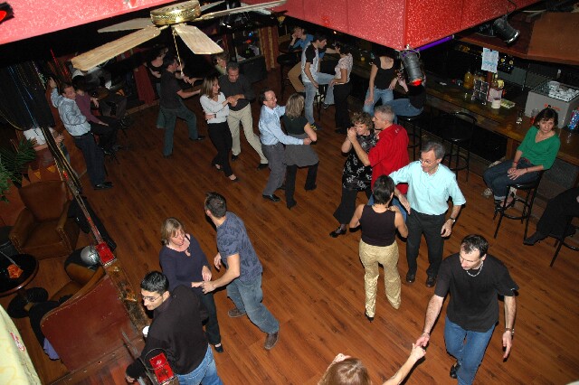 min 2005 12 04 sharkys 135